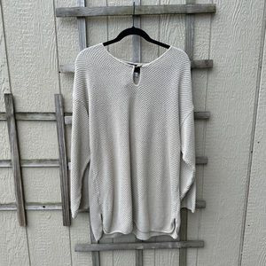 Pierre Cardin crochet sweater  🫶🏻✨